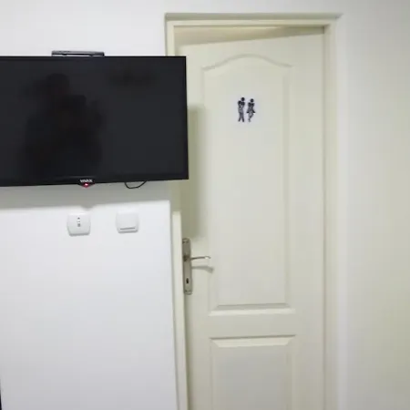 Sobe Paunovic דירה סוקו בניה