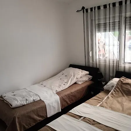 דירה Sobe Paunovic סוקו בניה