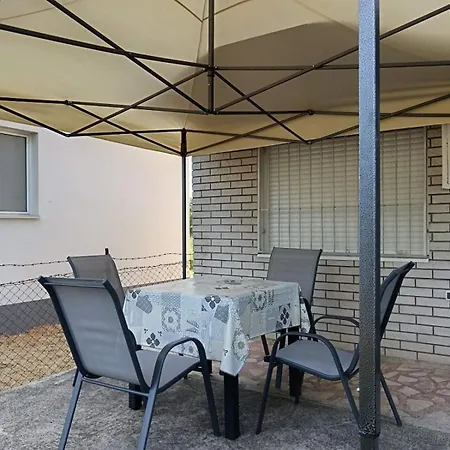 דירה Sobe Paunovic סוקו בניה